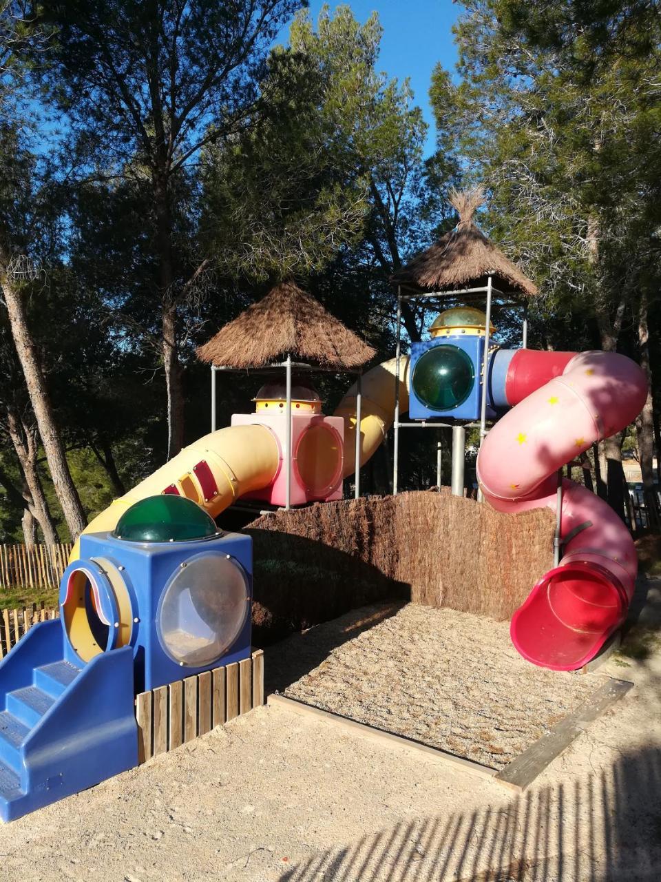 Le Bois De Pins Campsite